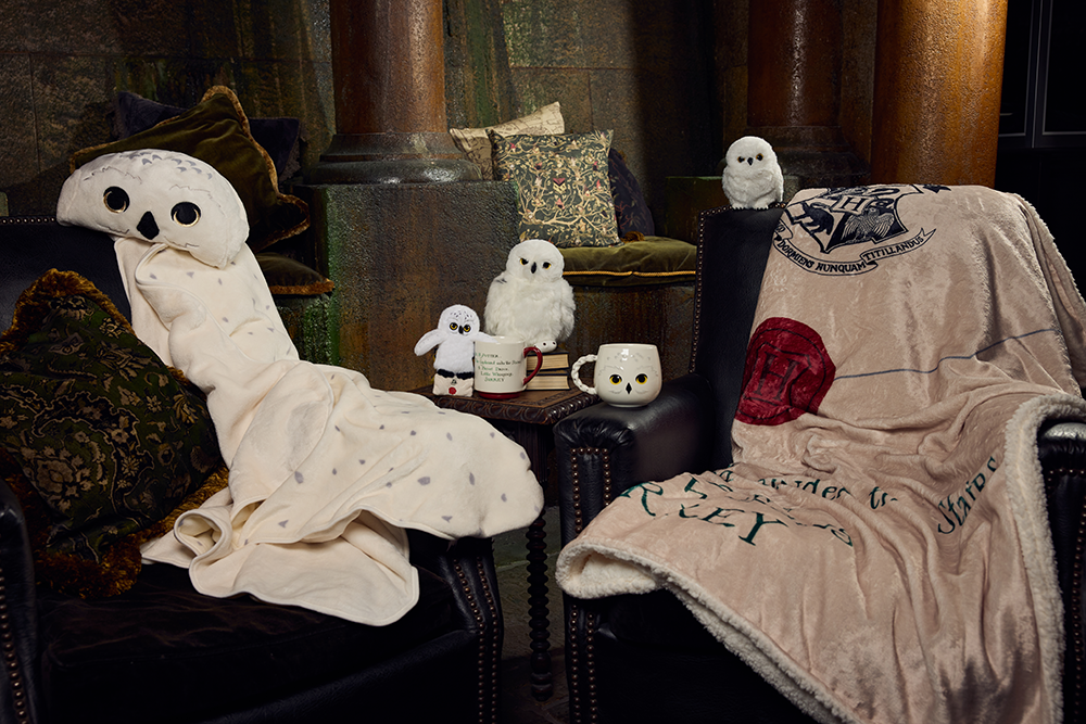 hp-shop-cosy-hedwig-collection-lifestyle-web-landscape