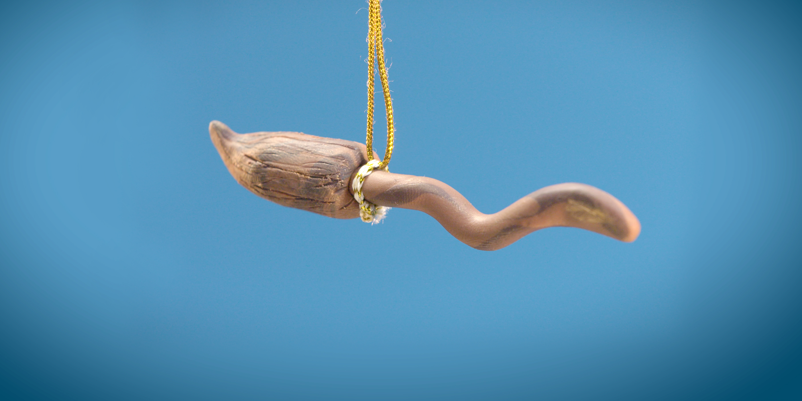 Broomstick-charm-make-it-magic-crafting-image