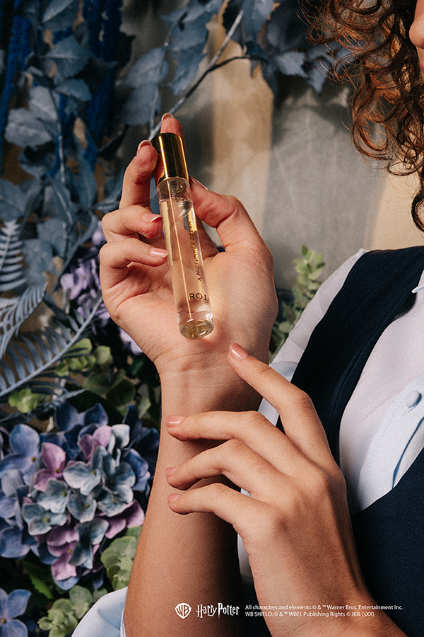 roja-london-perfume-yule-ball-gift-guide-web-v3