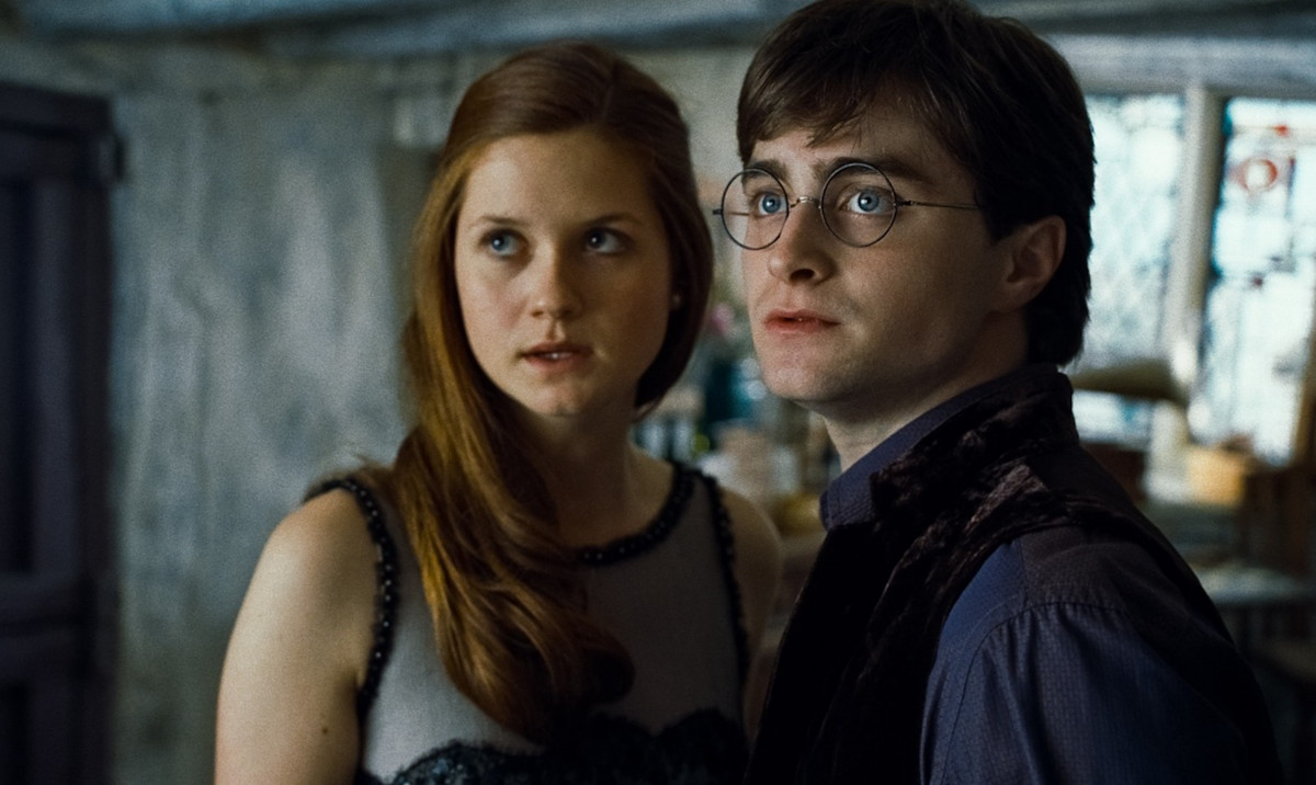 Harry Potter | The best moments from Harry's summer trips to The Burrow |  Wizarding World