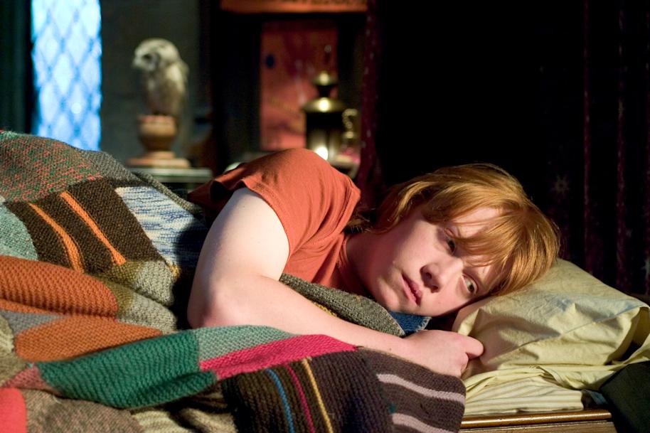 PMARCHIVE-WB F4 RonWeasley InBedAngryInDormitory HP4D-0100 4EwTmhzOmkiIQcQ8QiIeO6-b3