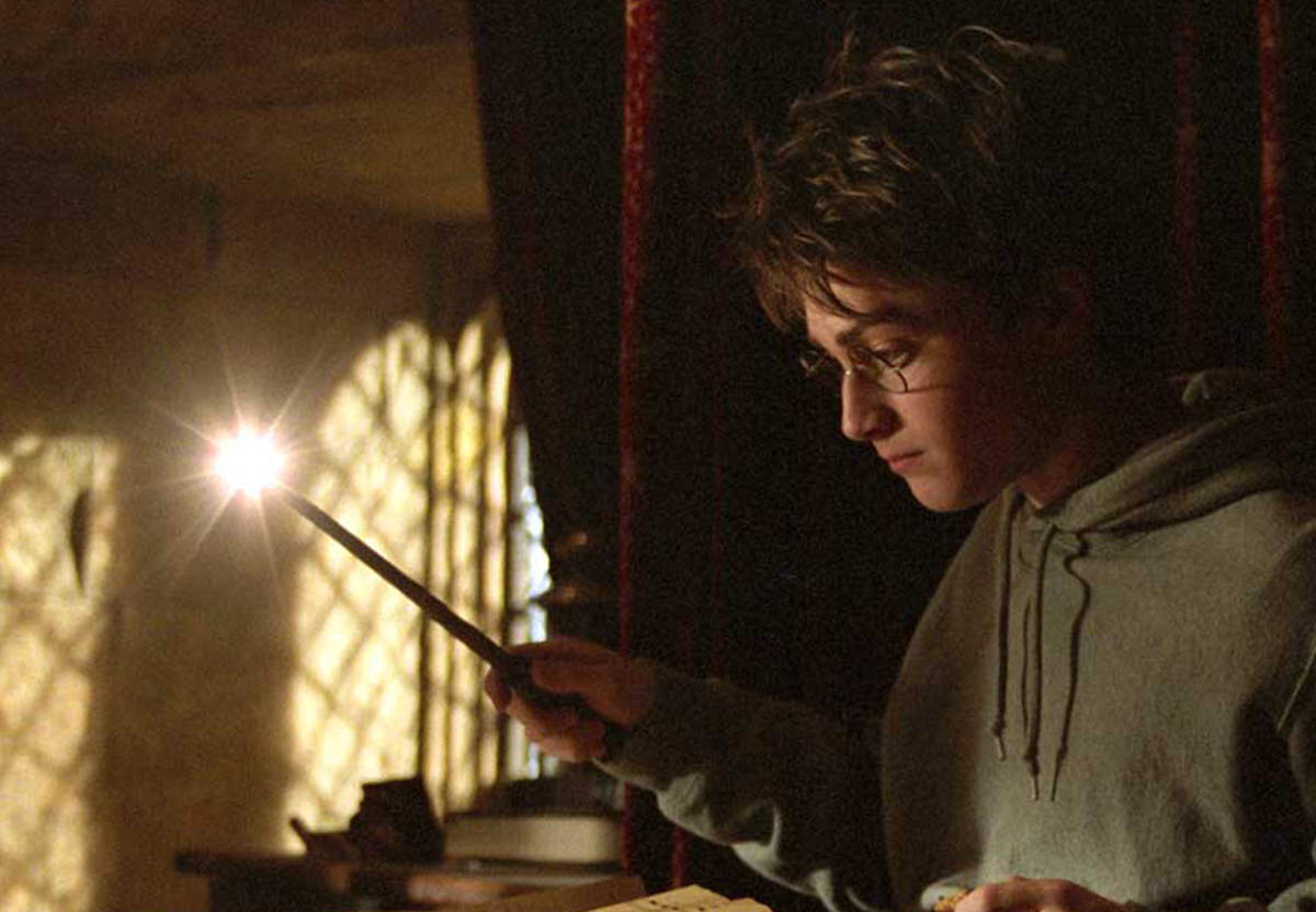 Harry Spell The Wand-lighting Charm (Lumos) | Official Harry Potter Encyclopedia