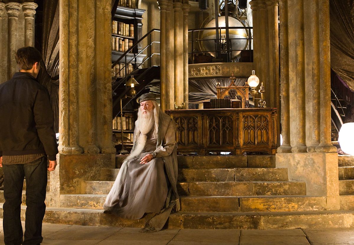 Dumbledore's office | Official Harry Potter Encyclopedia