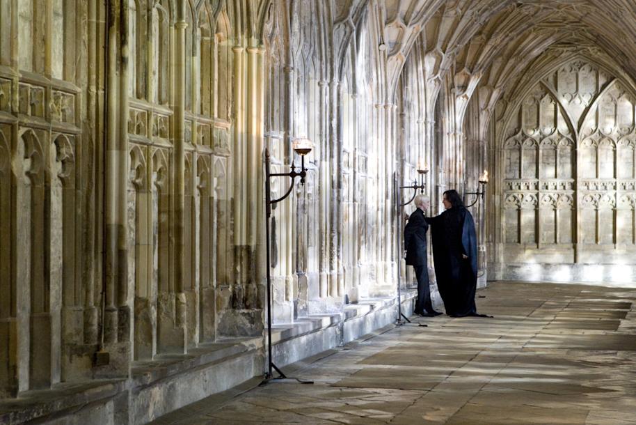 PMARCHIVE-SeverusSnape WB F6 SnapeAndDracoInHallway Still 080615 Land 7bQwj39sU5SZ6hFE9Im9IX-b3