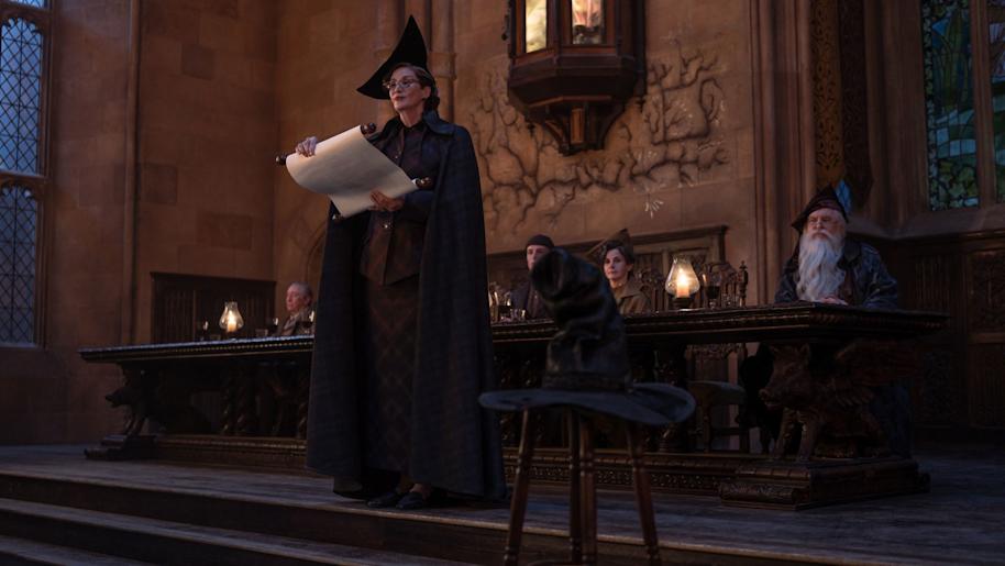 hbo-harry-potter-series-1-mcgonagall-scroll-sorting