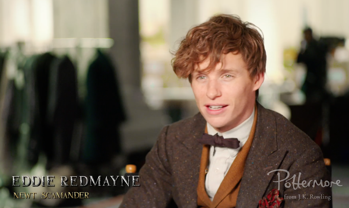 Harry Potter | Actor Eddie Redmayne comes with his own case | Wizarding  World, image size:1200x715