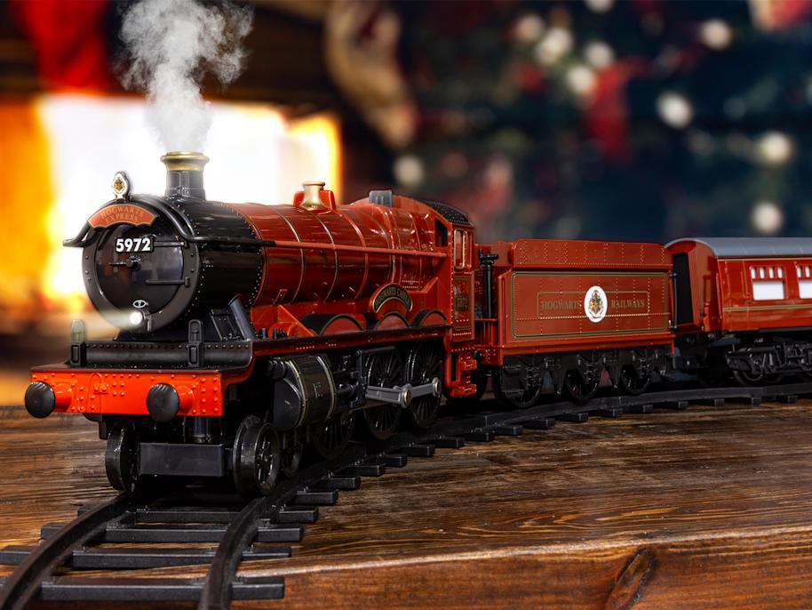 WEB-IMAGE-lionel-lifestyle-train