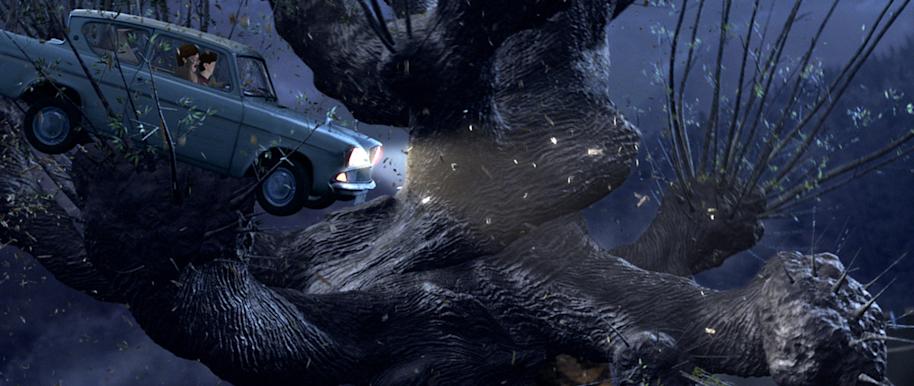 PMARCHIVE-WB F2 WhompingWillow FordCrashesIntoTree HP2MPC-020 GDKcDlO8coKcuWUaMGOWO-b3