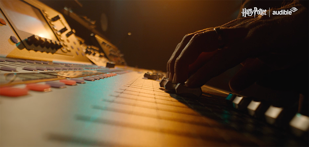 comet-recording-equipment-screen-grab