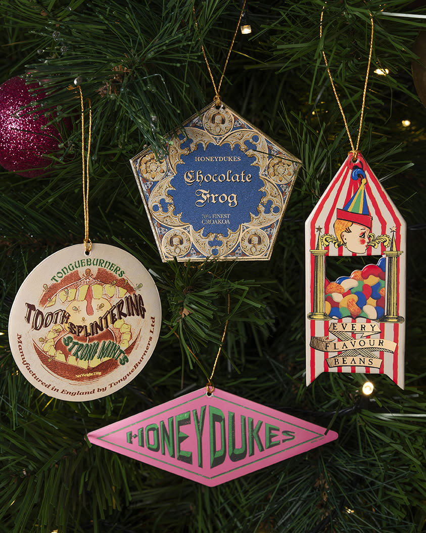 minalima-honeydukes-collection-hanging-decorations-sweets-web-portrait