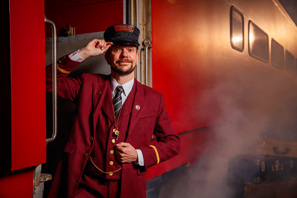 hogwarts-express-adventure-conductor-web-landscape-2