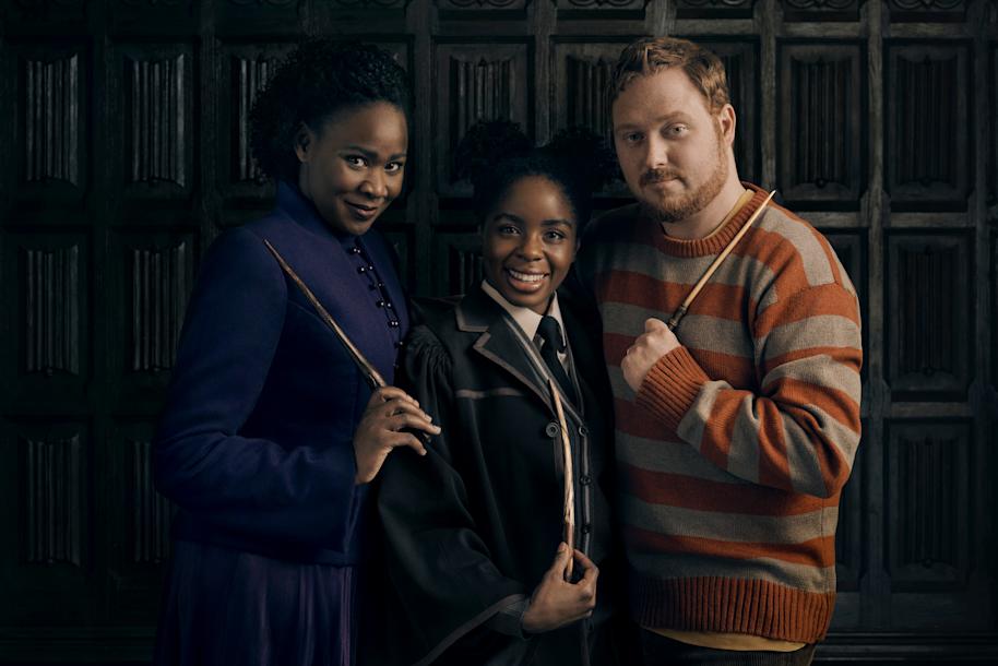 Harry Potter and the Cursed Child Cast 3: Ron Hermione and Rose 