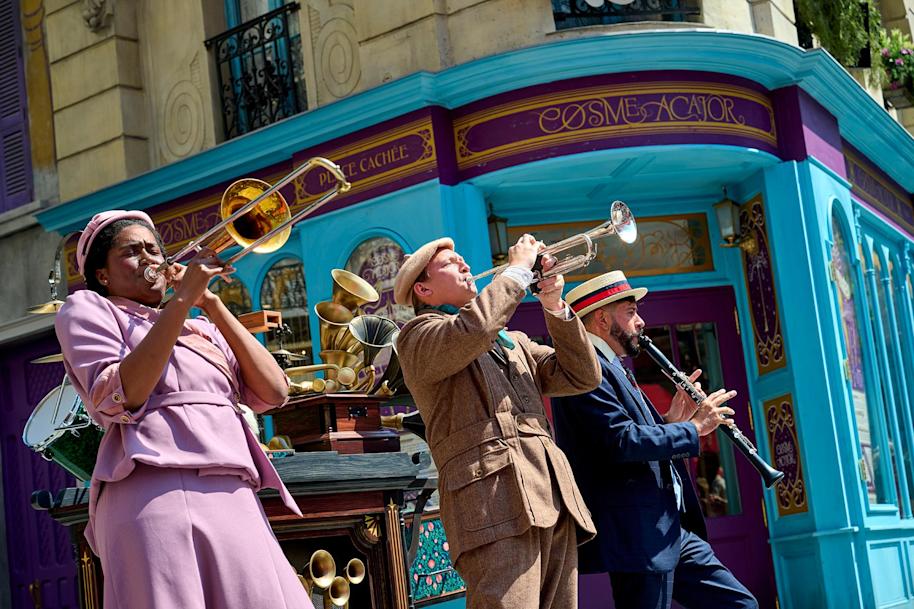 universal-wwohp-jazz-band-in-paris