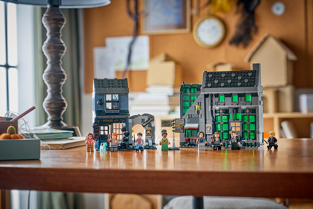 knockturn-alley-lego-set-june-26