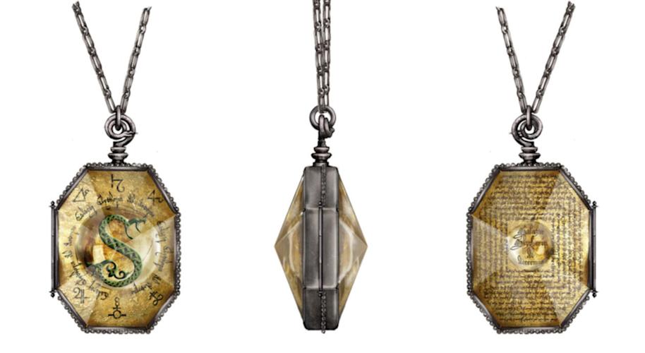 Illustration of Slytherin's locket Horcrux 