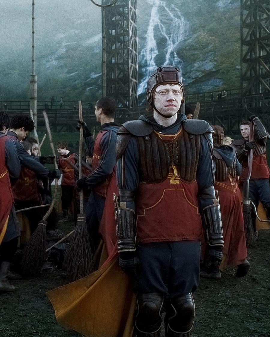 HP-F6-ron-weasley-quidditch-00082