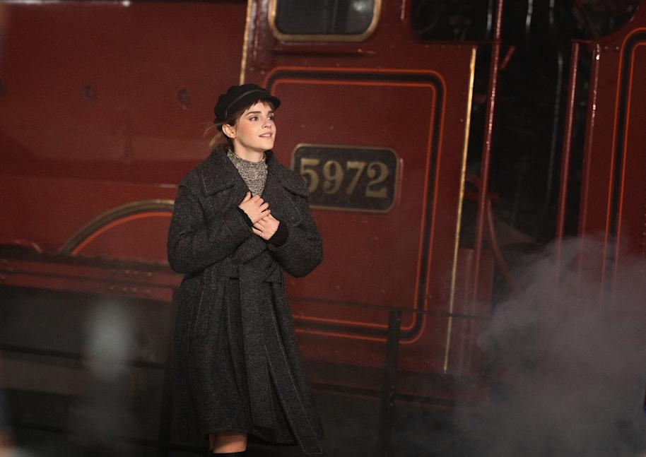 return-to-hogwarts-emma-watson-hogwarts-express