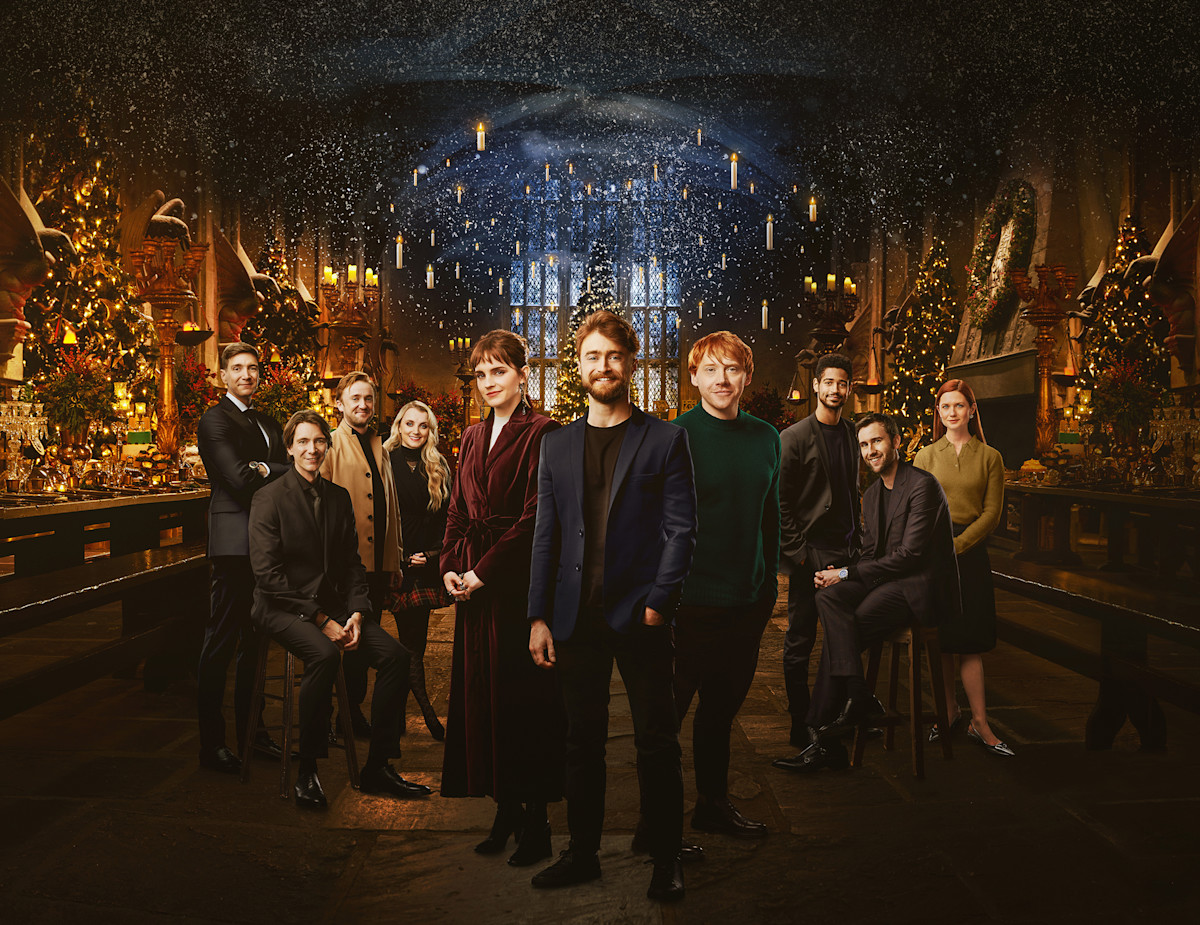 NEW HARRY POTTER TV SERIES TRAILER REINTRODUCES HOGWARTS MAGIC visual data 5
