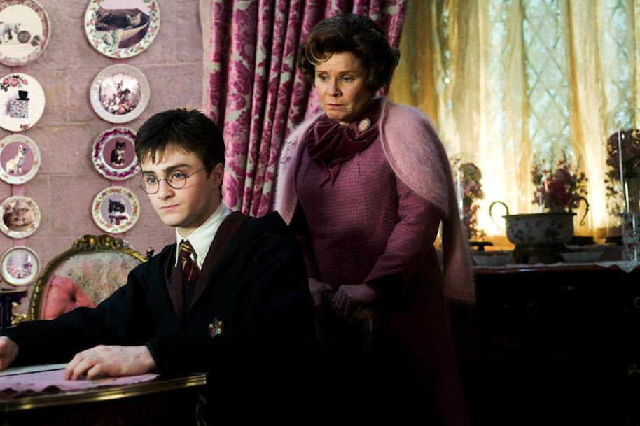 Umbridge giving Harry detention 
